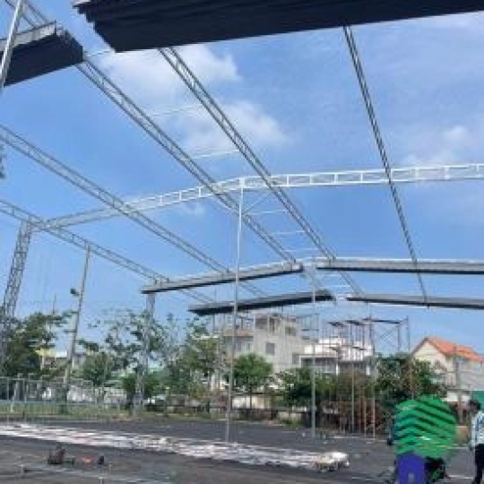 Dàn Khung Lắp Đặt Mái Bạt Xếp Chắc Chắn